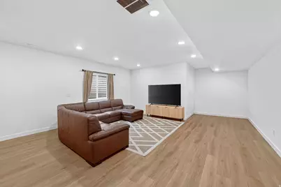 5032 W Northwood Ln, Highland, UT 84003 - Photo 23