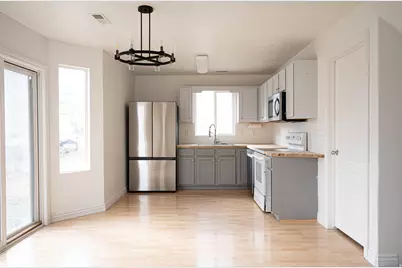 4048 E Clark St, Eagle Mountain, UT 84005 - Photo 5