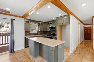 5485 S 235 E, Murray, UT 84107 - Photo 11