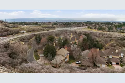 10 La Montagne Ln, Sandy, UT 84092 - Photo 61