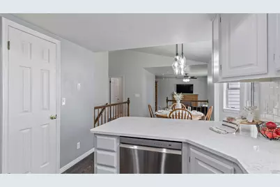 320 N 1350 E, Pleasant Grove, UT 84062 - Photo 7