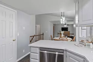 320 N 1350 E, Pleasant Grove, UT 84062 - Photo 7