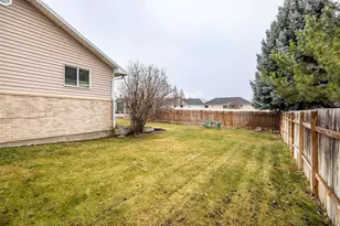 710 E 2160 N, North Logan, UT 84341 - Photo 37
