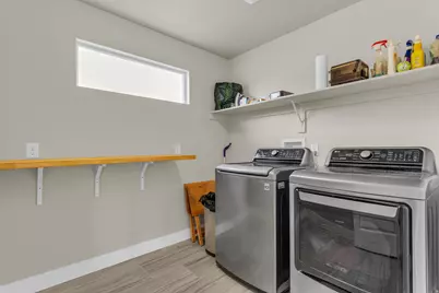 15176 S Battle Dr W, Bluffdale, UT 84065 - Photo 29