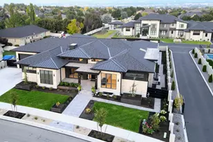 10939 S Via Encantada Way, South Jordan, UT 84095 - Photo 3