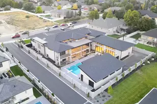 10939 S Via Encantada Way, South Jordan, UT 84095 - Photo 9