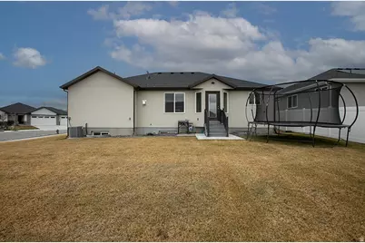 1267 N 340 W #348, Tooele, UT 84074 - Photo 19