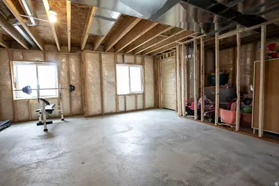 1267 N 340 W #348, Tooele, UT 84074 - Photo 17