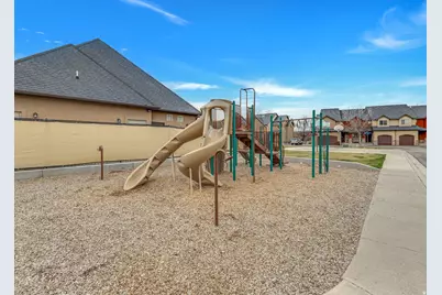 784 W 260 S, Pleasant Grove, UT 84062 - Photo 21