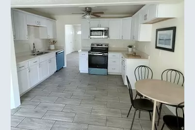 131 N 1st, Tooele, UT 84074 - Photo 7