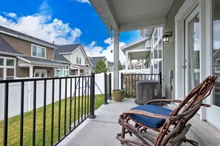 379 E Horse Creek Dr S, Midvale, UT 84047 - Photo 3