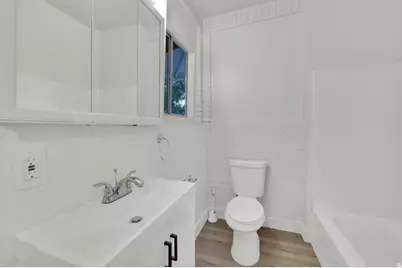 197 W Center St, Midvale, UT 84047 - Photo 9
