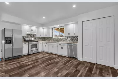 3052 S Cortney Dr, West Valley, UT 84120 - Photo 7