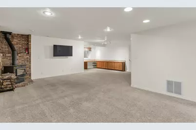 311 N 330 E, Orem, UT 84057 - Photo 17