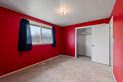 586 E 10345 S, Sandy, UT 84070 - Photo 13