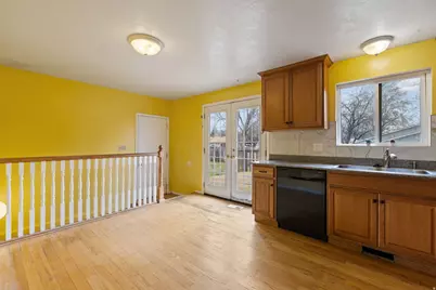 586 E 10345 S, Sandy, UT 84070 - Photo 7