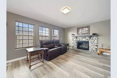 6382 S Uintah Peak Dr, Taylorsville, UT 84129 - Photo 9