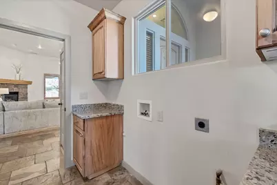 2434 S 2160 E, Saint George, UT 84790 - Photo 31