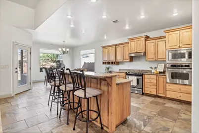 2434 S 2160 E, Saint George, UT 84790 - Photo 11