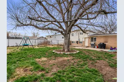 1419 S Marilyn Dr, Syracuse, UT 84075 - Photo 15
