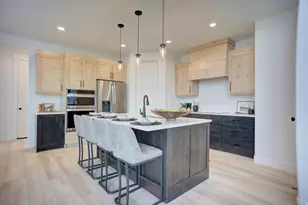 1013 E Majestic Ln, Erda, UT 84074 - Photo 9