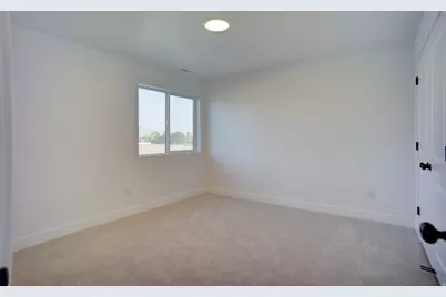 1013 E Majestic Ln #121, Erda, UT 84074 - Photo 13