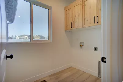 1013 E Majestic Ln #121, Erda, UT 84074 - Photo 11