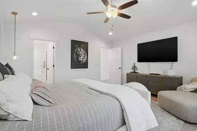 10538 S Bay Dr, Sandy, UT 84092 - Photo 11