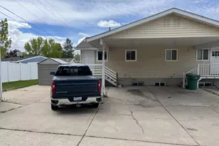 3240 N Fairfield Rd, Layton, UT 84041 - Photo 3