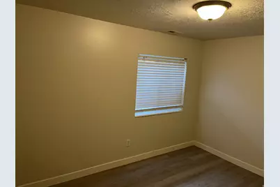 3240 N Fairfield Rd #6, Layton, UT 84041 - Photo 13