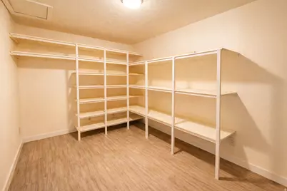 1084 W 2000 N, Vernal, UT 84078 - Photo 7