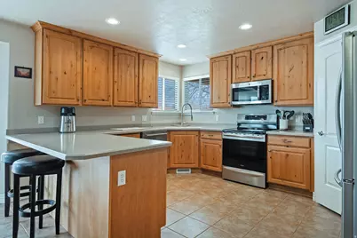 1114 W Shields Ln, South Jordan, UT 84095 - Photo 5