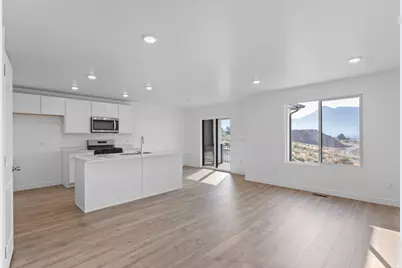186 E Glencoe Dr #1057, Lehi, UT 84048 - Photo 3