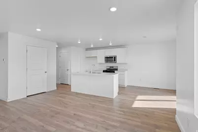 186 E Glencoe Dr #1057, Lehi, UT 84048 - Photo 5