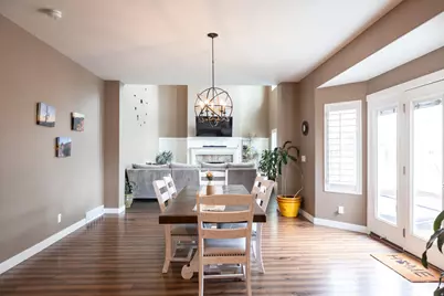 8023 S Pinewood Dr, Sandy, UT 84094 - Photo 7