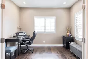 8023 S Pinewood Dr, Sandy, UT 84094 - Photo 9