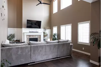 8023 S Pinewood Dr, Sandy, UT 84094 - Photo 5