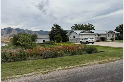 7419 S 400 W, Paradise, UT 84328 - Photo 43