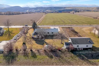 7419 S 400 W, Paradise, UT 84328 - Photo 3