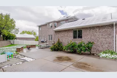 984 N 500 E, Centerville, UT 84014 - Photo 47