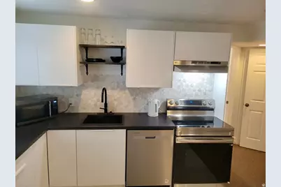 984 N 500 E, Centerville, UT 84014 - Photo 35