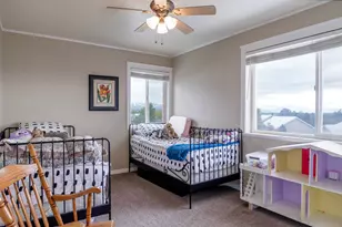 984 N 500 E, Centerville, UT 84014 - Photo 23