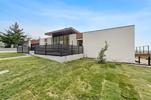 1332 S Canterbury Dr, Salt Lake City, UT 84108 - Photo 85