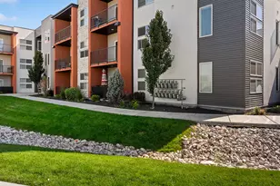 875 S Depot St, Clearfield, UT 84015 - Photo 5