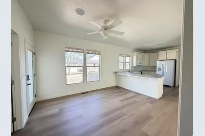 587 E 3375 N, Lehi, UT 84043 - Photo 7