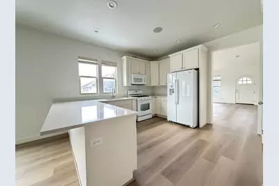 587 E 3375 N, Lehi, UT 84043 - Photo 3