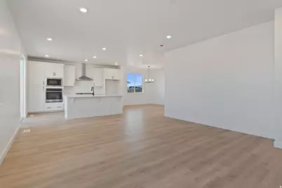 5469 N Saddle Stone Cir #530, Eagle Mountain, UT 84005 - Photo 5