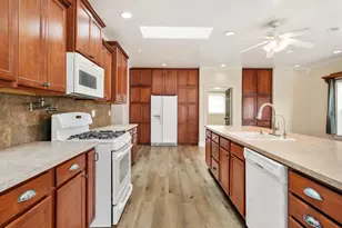 1035 N 260 E, Lehi, UT 84043 - Photo 29