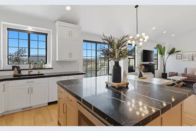 1437 W Valley Dr, Lindon, UT 84042 - Photo 9