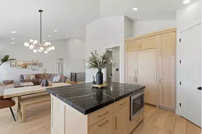 1437 W Valley Dr, Lindon, UT 84042 - Photo 13